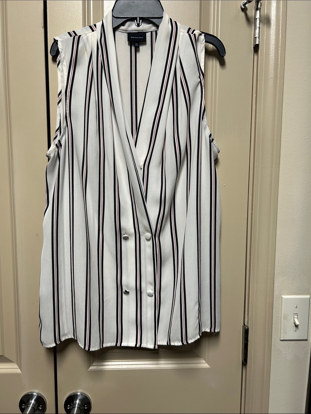 Sleeveless Striped Double-Breasted V-Neck Top - White/Black